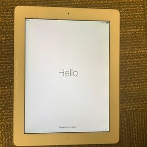 Apple iPad 4th Gen, WiFi Only, 16GB, MD513LL/A + Heavy Duty Case